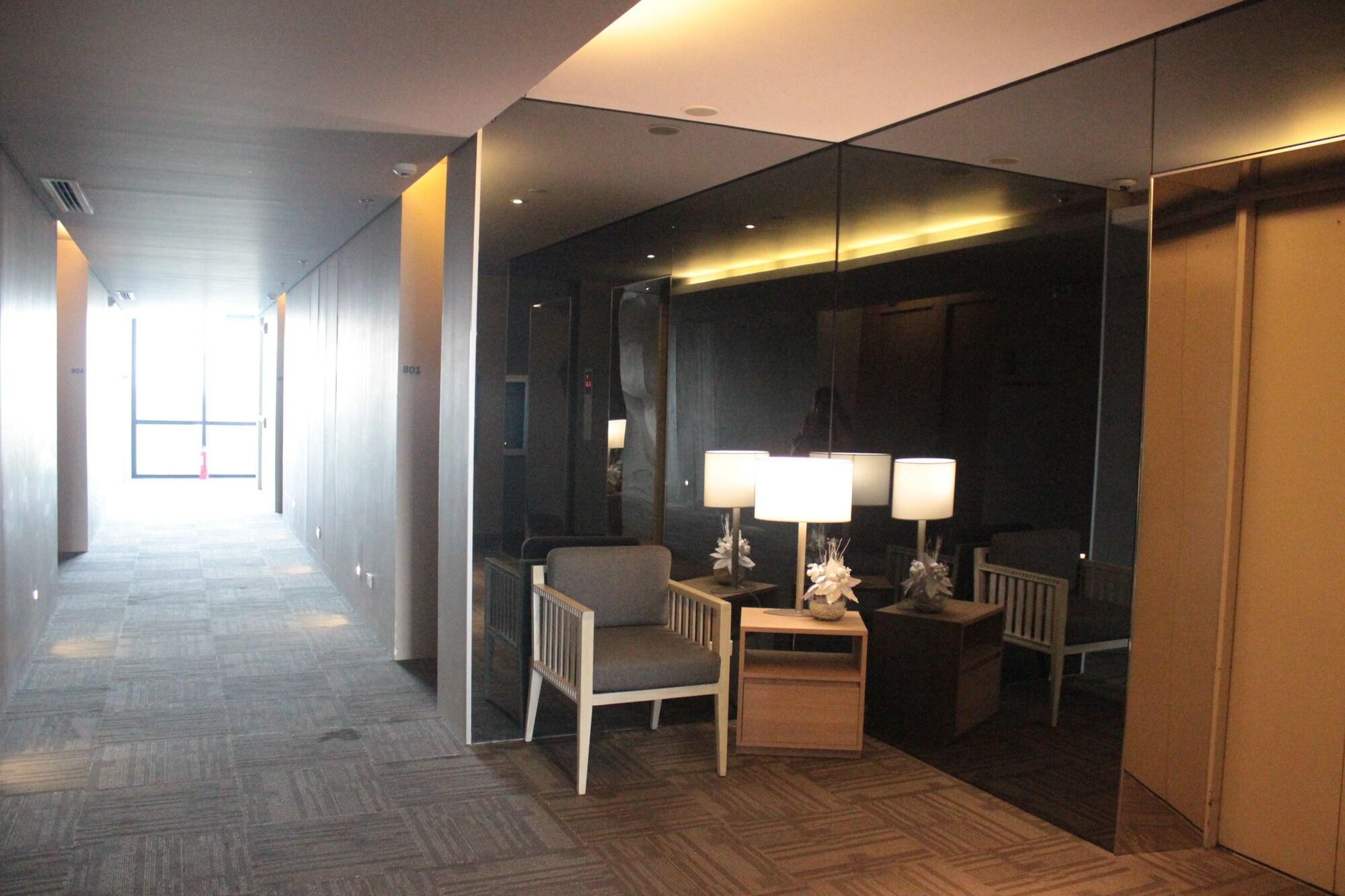Privato Quezon City Exterior foto