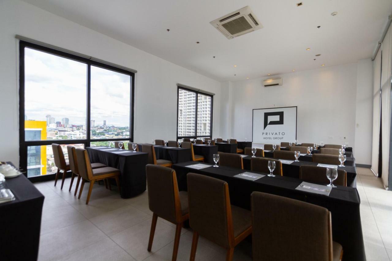 Privato Quezon City Exterior foto